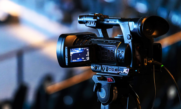 Eveil des consciences et défis du développement : l&rsquo;impératif de contenus audiovisuels adaptés à nos réalités